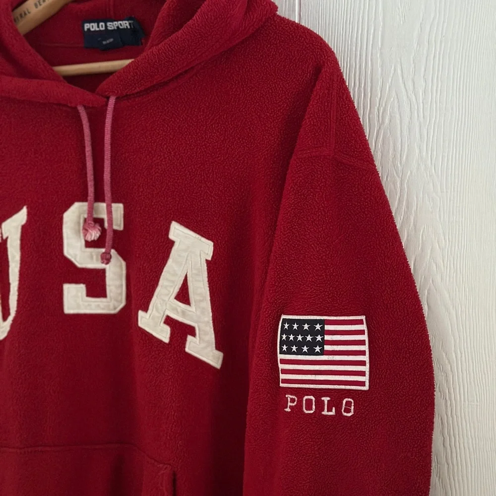 Vintage Ralph Lauren Polo Sport Hoodie - red fleece - made in USA - L - Picture 2 of 7